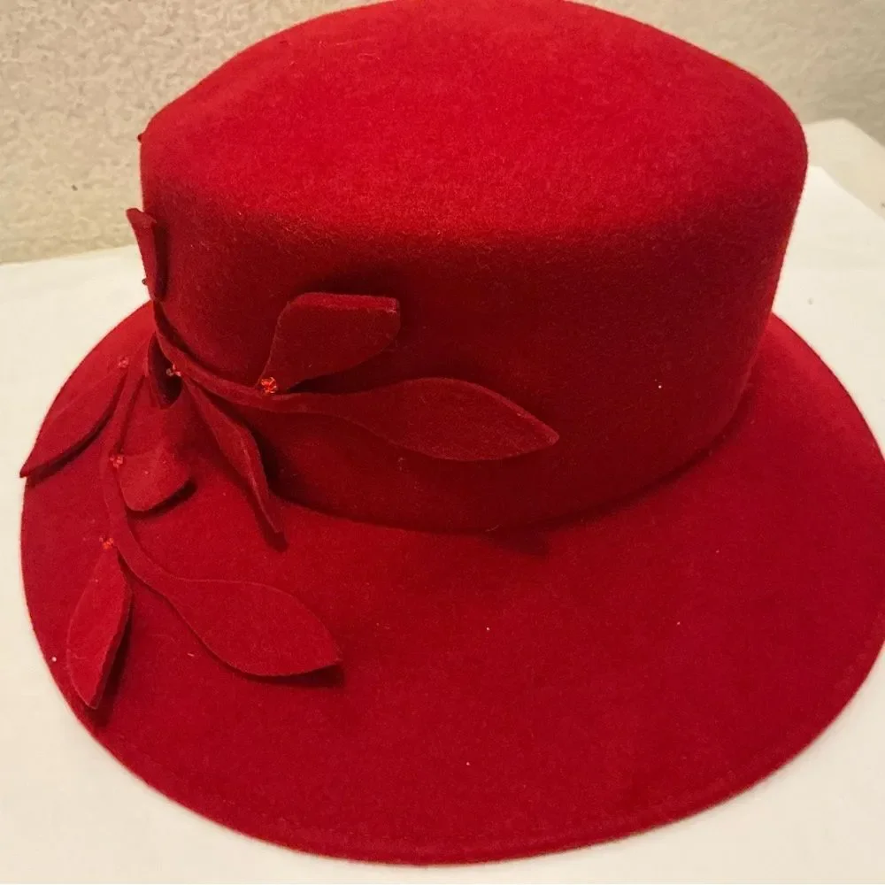 Betmar Raspberry Leaf-Embellished Hat